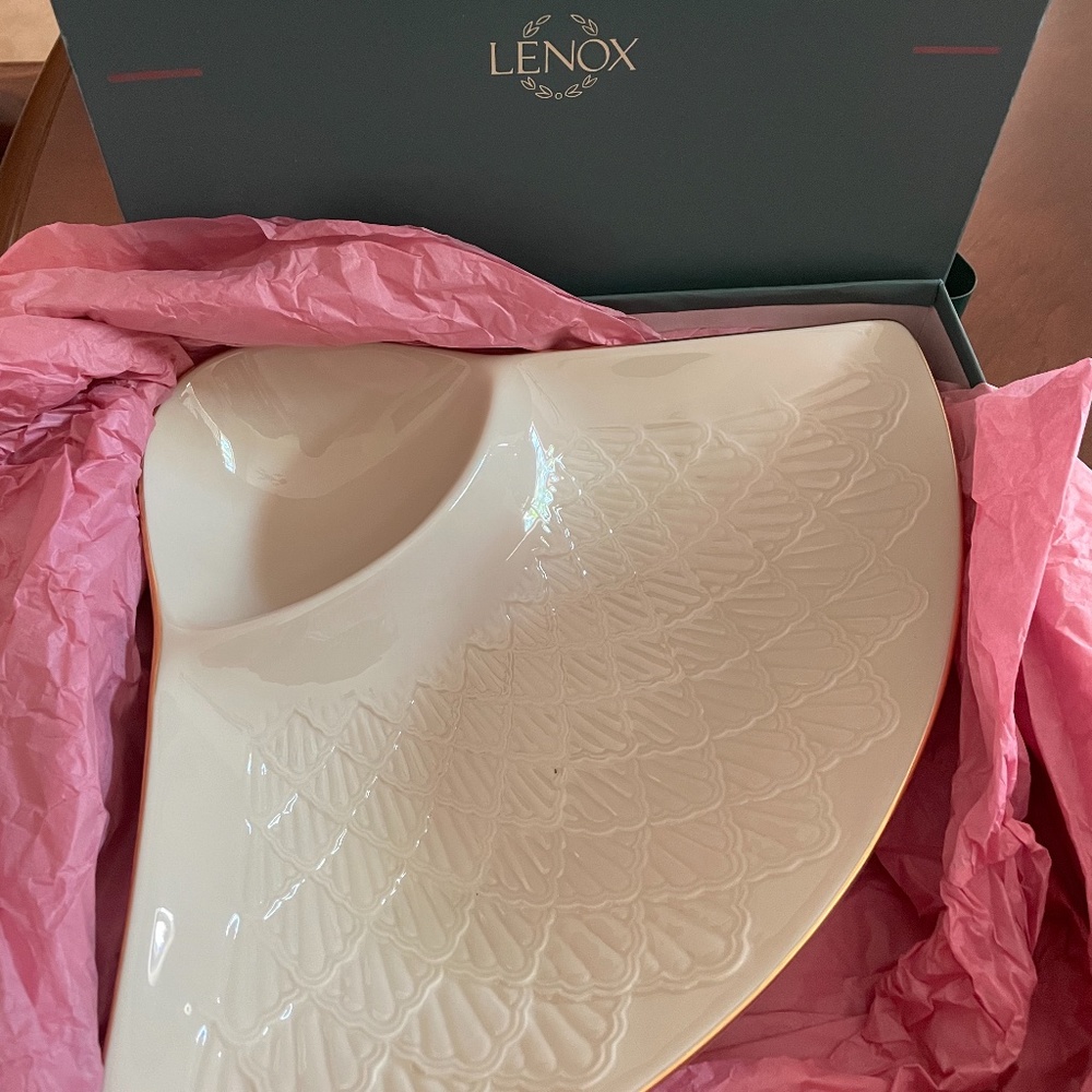 new lenox shell fan chip and dip serving dish